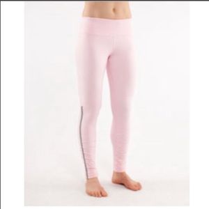 Lululemon Light Pink Ruched leggings Size 6